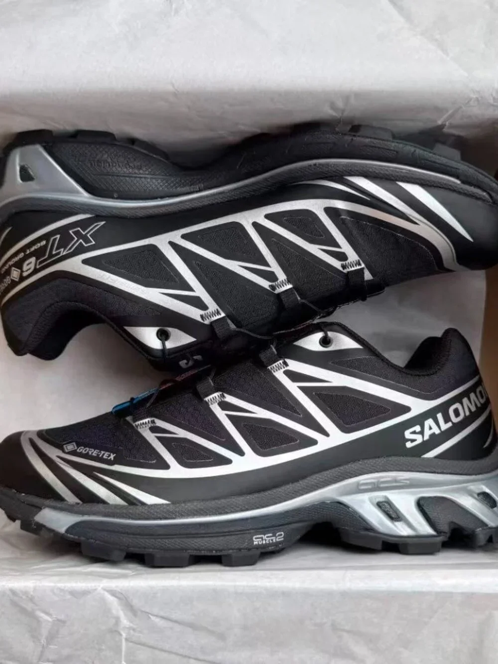 SALOMON XT-6 GORE-TEX Versatile Comfortable Low-Top Outdoor Performance Shoes fo